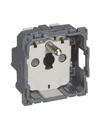 prise 2p+t auto celiane 67111