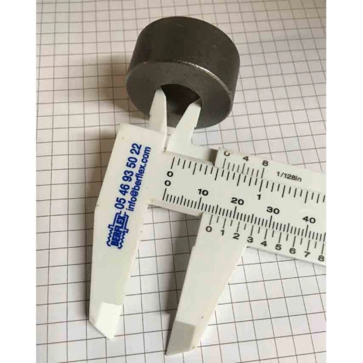 entretoise laterale couteaux y - ø14.5 x 32 x 15