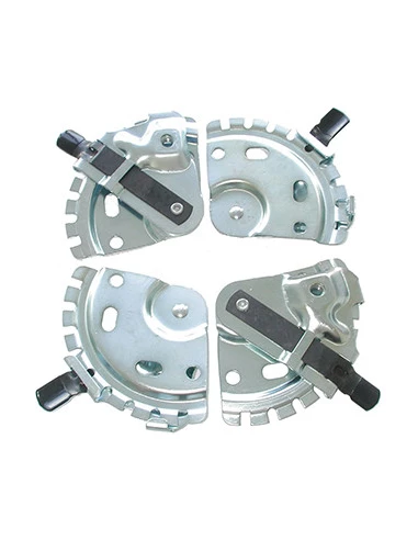 Kit de 4 relevages de roue à adapter sur carter tondeuse (7 positions de hauteur). Vendu en 2 sachets de 2 pièces.