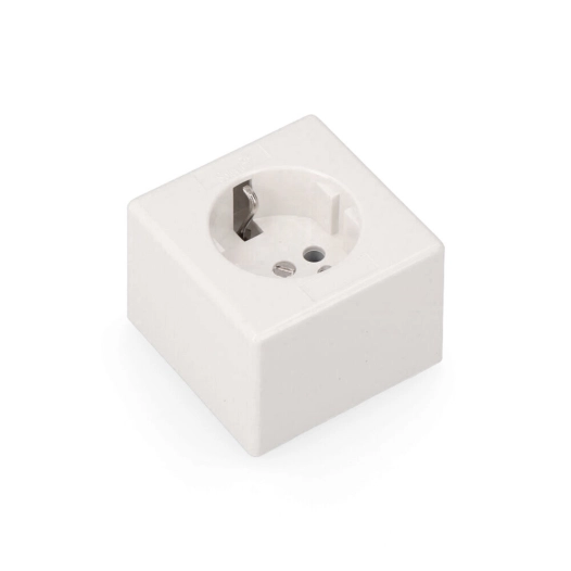 Prise De Surface Carrée Avec Terre 16a 4-4,8mm Solera 5001