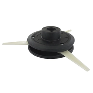 disque avec lames plastiques, adaptable sur les débroussailleuses professionnelles stihl. adaptateurs m10 x 1,25 gauche et m10 x