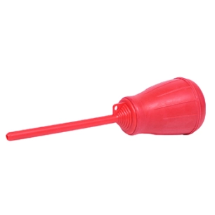 poire d'aspiration. en caoutchouc spécial. résistant à l'huile, le pétrole, l'acide de batterie. idéale pour ajouter du liquide