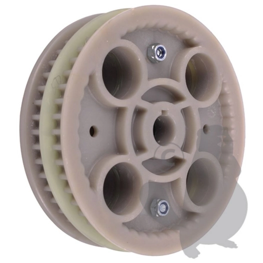 poulie crantée. remplace origine stiga 1134-3679-02. adaptable sur villa 85m, villa 102m, villa ready, park 102m, park 121m.