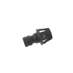 raccord d'eau pour nettoyage de châssis tondeuse.