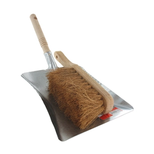 ensemble de pelle à poussière et brosse en métal avec manche en bois et poils de coco. -pl