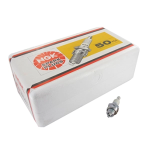 pack atelier de 50 bougies d'allumage ngk bpmr7a. equivalent champion rcj6y, rcj8y, chrcj6y, chrcj8y