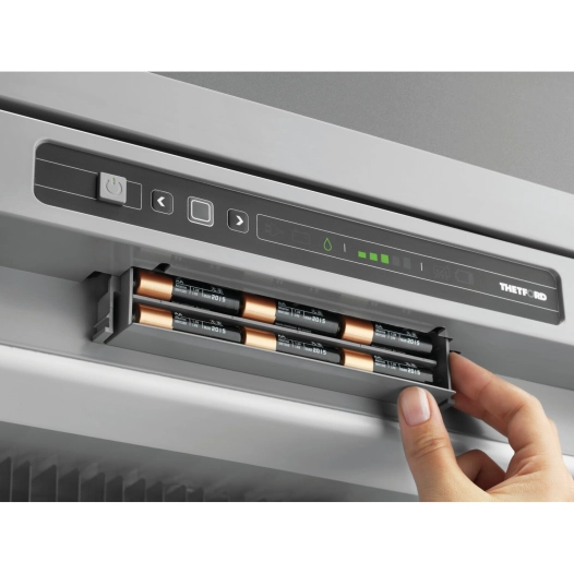 boîtier porte-piles pour modèles e et e+ compartiment à piles noir ral 9005 (sans piles) - thetford