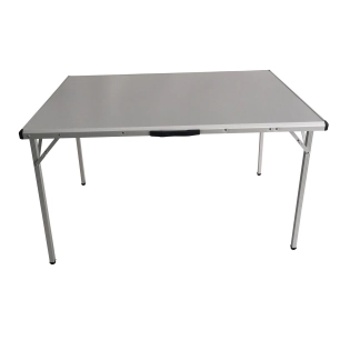 table en aluminium 4 personnes