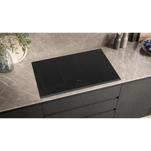 INDUCTION - 4 zones dt 1 CombiZone (2x 3,7 kW) - Timers - Intel. Hood auto - Cook/H Connect - Cdes TouchSlider - L 80 cm - SIEME