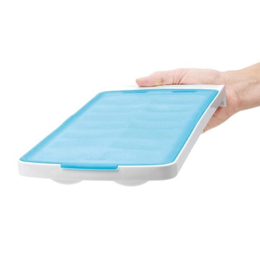 bac à glacons avec couvercle - good grips - oxo