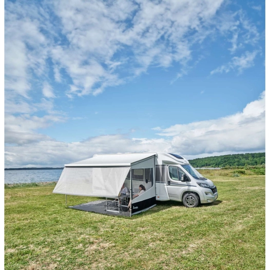 shade screen 300 x 145 - isabella