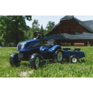 tracteura pedales new hollandavec remorque