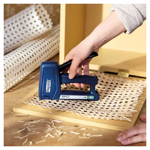 agrafeuse cloueuse avec agrafes+ clous - rapid sas