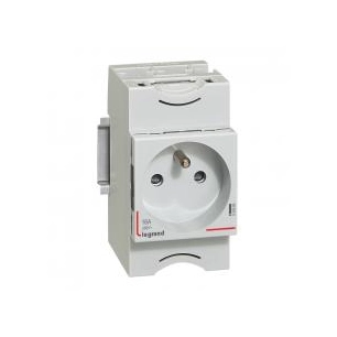 prise 2p+t 10/16a 04280