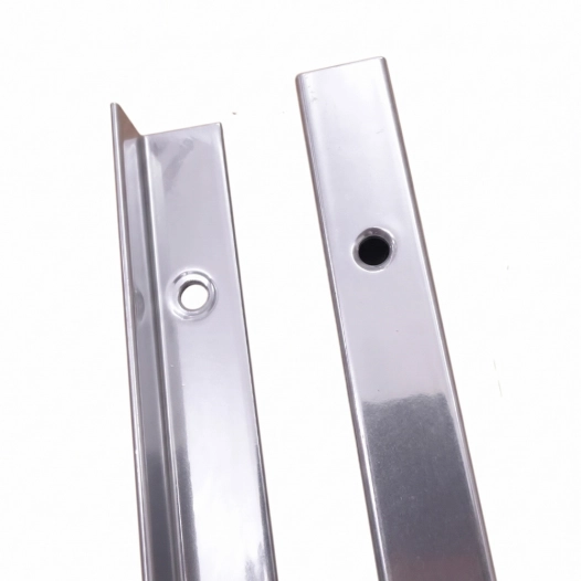 barre anti-effraction argentée de 210 cm